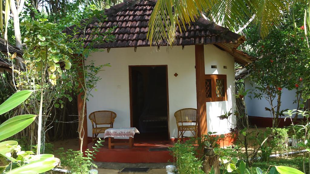 Ravana - Beach Cabanas Hikkaduwa Kültér fotó